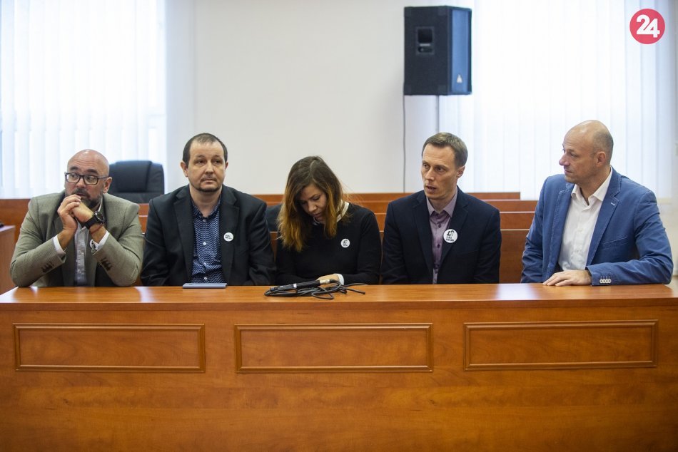 Ilustračný obrázok k článku Emotívne svedectvá: Pred súdom budú vypovedať kolegovia zavraždeného novinára Kuciaka