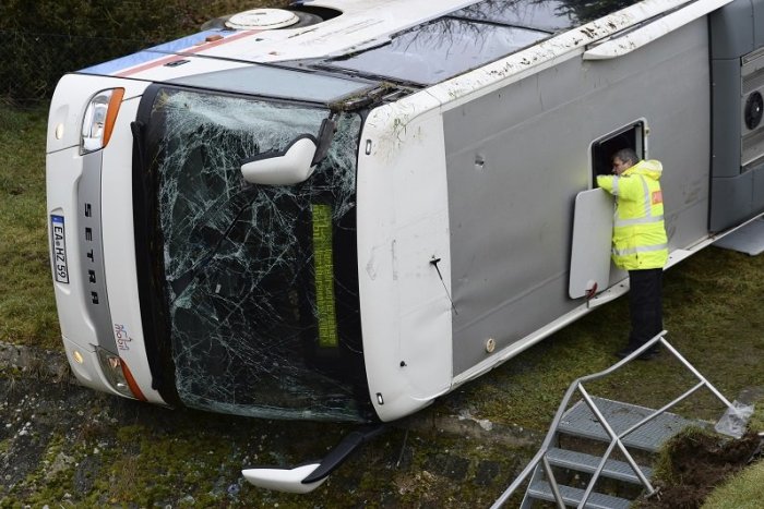 Ilustračný obrázok k článku Nehoda nemeckého školského autobusu si vyžiadala dvoch mŕtvych a 21 zranených, FOTO