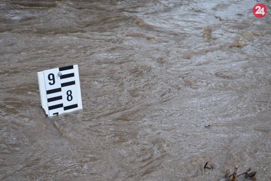 Ilustračný obrázok k článku Veľká voda straší aj u nás: Výstraha pred povodňou z trvalého dažďa pre Humenský okres