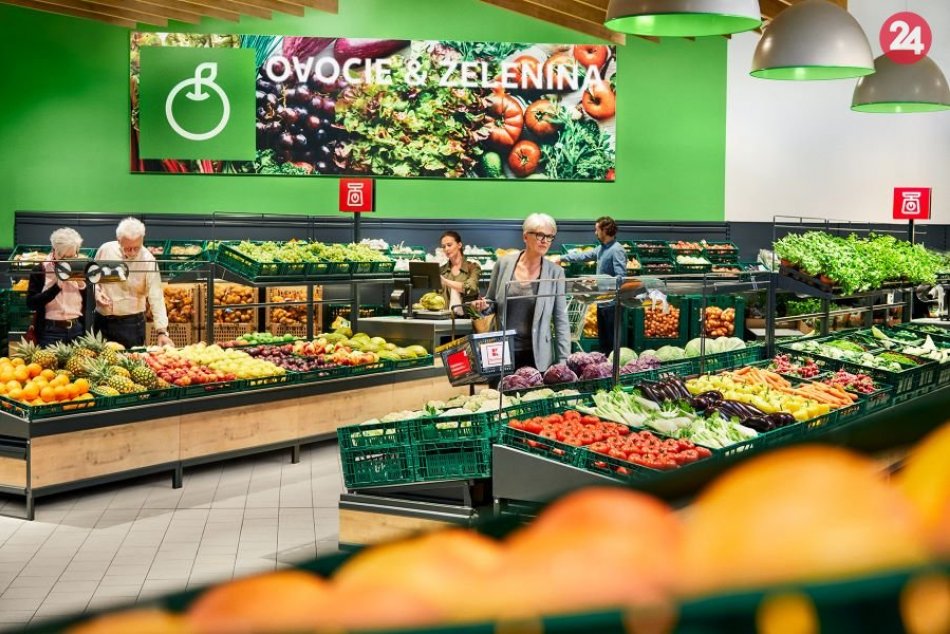 Ilustračný obrázok k článku Kaufland v Ľuboticiach pri Prešove otvára prvú predajňu so zelenou strechou
