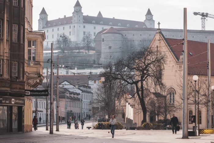 Ilustračný obrázok k článku Bezplatné prehliadky Bratislavy odhalia aj skryté a tajomné miesta mesta