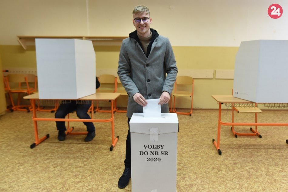 Ilustračný obrázok k článku Prvovolič Samuel z Trnavy: Svoje prvé parlamentné voľby vníma ako povinnosť