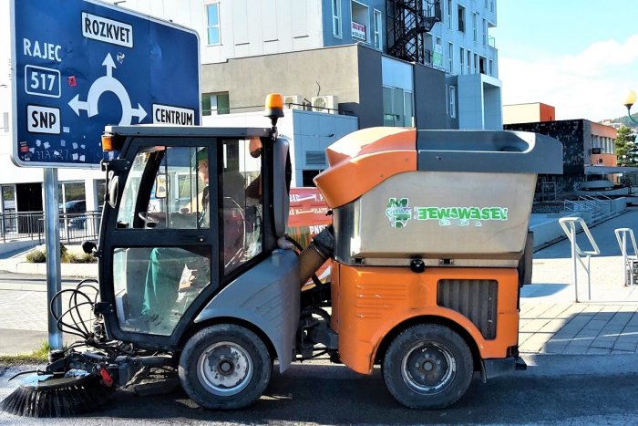 Ilustračný obrázok k článku Jarné čistenie začalo: Miesta, kde v Považskej Bystrici neparkovať