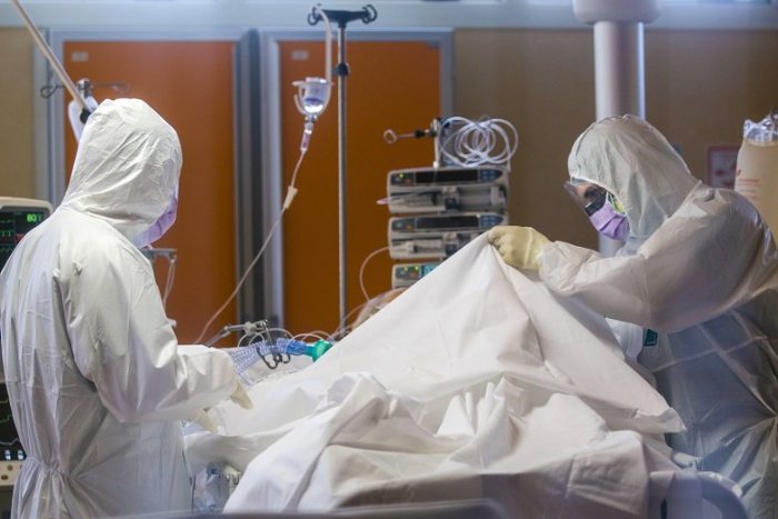 Ilustračný obrázok k článku Koronavírus: Nové INFO z bystrickej nemocnice: Hospitalizovaná je nakazená žena