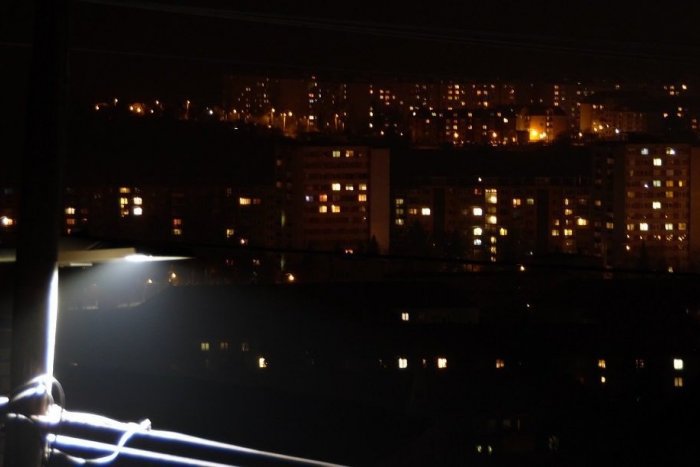 Ilustračný obrázok k článku Niektoré budovy v Lučenci sa onedlho ponoria do tmy: Čo je za tým?