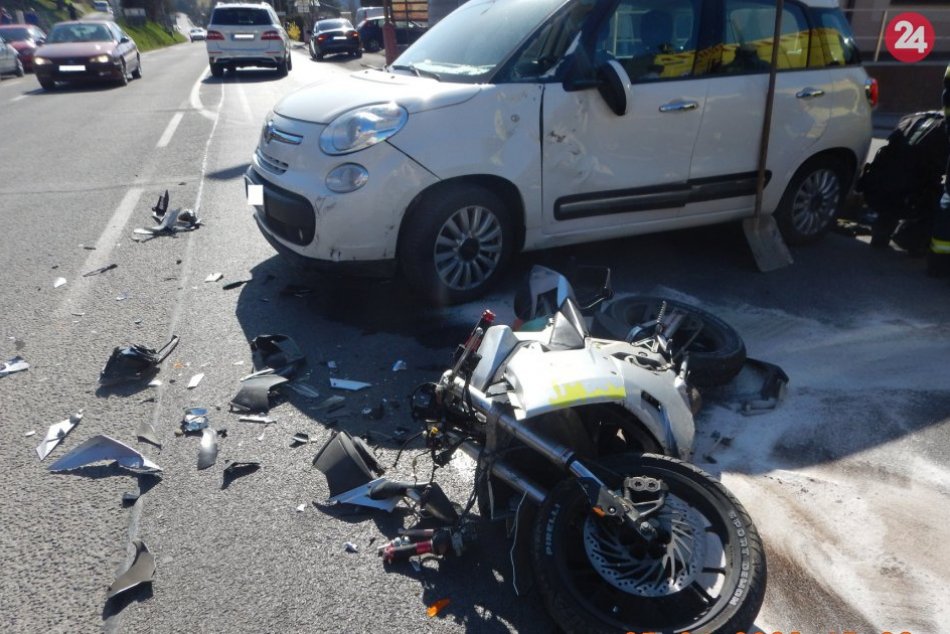 Ilustračný obrázok k článku Nehoda v Považskej Bystrici: Ťažko zranený motocyklista, FOTO