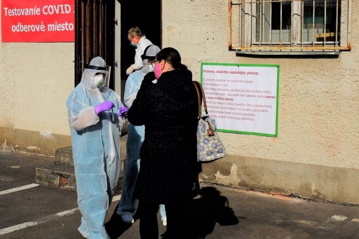 Ilustračný obrázok k článku Žiarska nemocnica aktivovala pandemické plány: COVID oddelenie aj odber vzoriek
