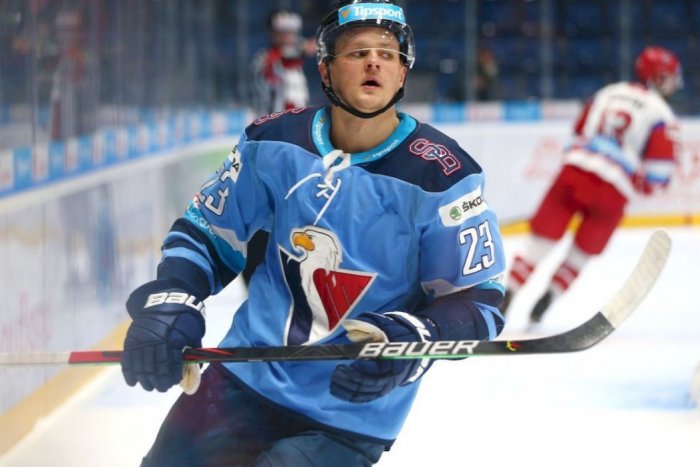 Ilustračný obrázok k článku Prestupová BOMBA v hokeji: Hviezda Slovana si tľapla s tímom KHL!