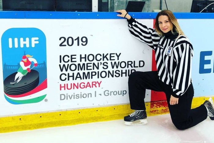Ilustračný obrázok k článku Ženy v zákulisí slovenského hokeja: Stať sa rozhodkyňou bolo náročné, ale neľutujem to!