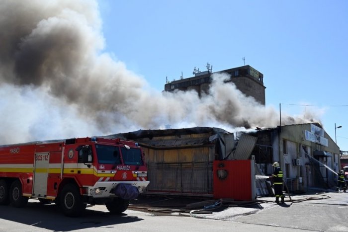 Ilustračný obrázok k článku Požiar stavebnín spôsobil škodu takmer za 2 milióny eur