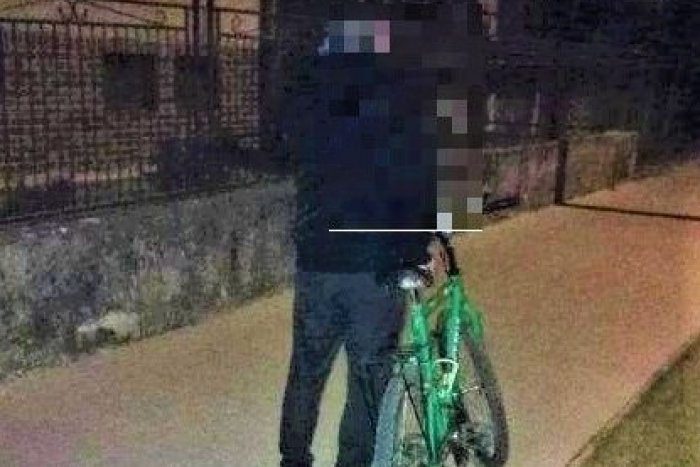 Ilustračný obrázok k článku Policajtov zaujal na Hodžovej ulici v Trenčíne: Cyklista (47) to prehnal, FOTO