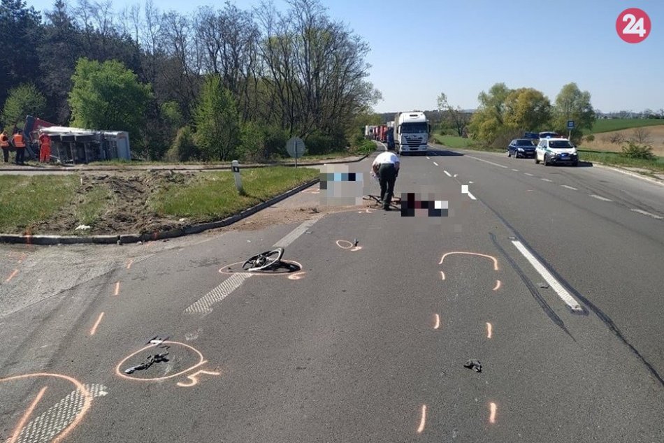 Ilustračný obrázok k článku Tragická nehoda: Cyklista zomrela po zrážke s nákladným autom