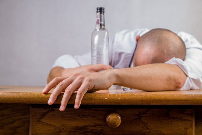 Ilustračný obrázok k článku Drogou číslo 1 je v Prešovskom kraji alkohol: S pitím sa eviduje nárast počtu žien