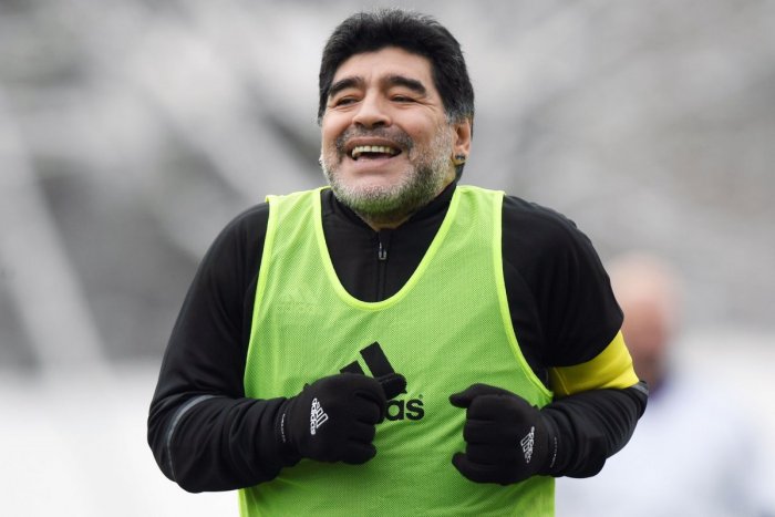 Ilustračný obrázok k článku Zbláznil sa? Maradona vyzval "božiu ruku" aby porazila koronavírus!
