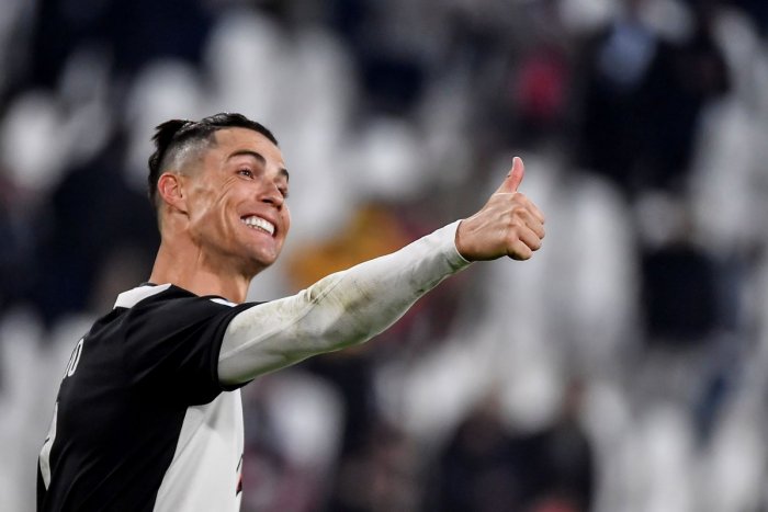 Ilustračný obrázok k článku Ronaldo po príchode do Talianska: Hviezda-nehviezda, ŠUP s ním do karantény!