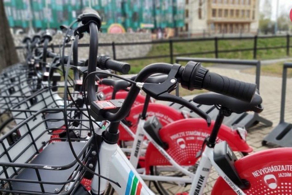 Ilustračný obrázok k článku Novinka v meste: Záujemcovia majú možnosť si požičať verejný bicykel