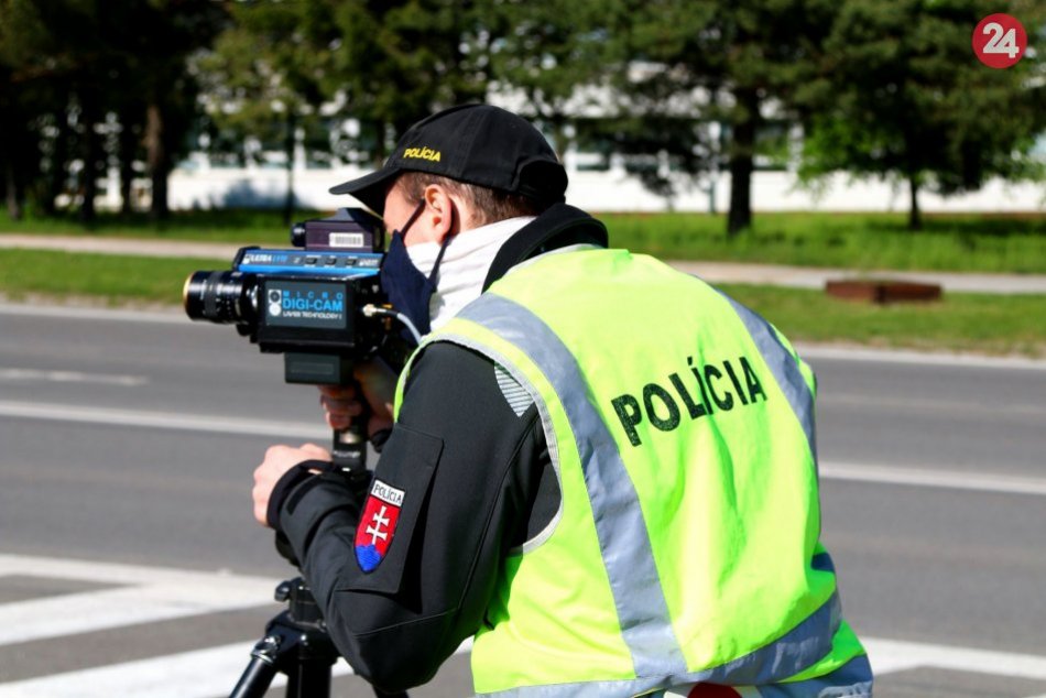 Ilustračný obrázok k článku FOTO: Policajti si posvietili na vodičov. Odhalili niekoľko prípadov jazdy pod vplyvom alkoholu
