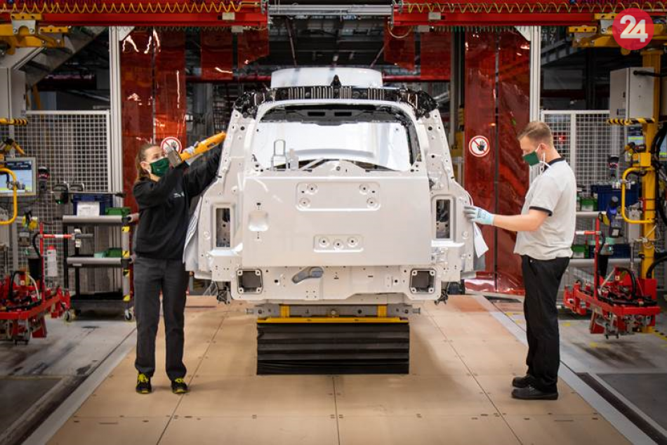 Ilustračný obrázok k článku Jaguar spustil nábor: Nitrianska automobilka hľadá stovky nových pracovníkov