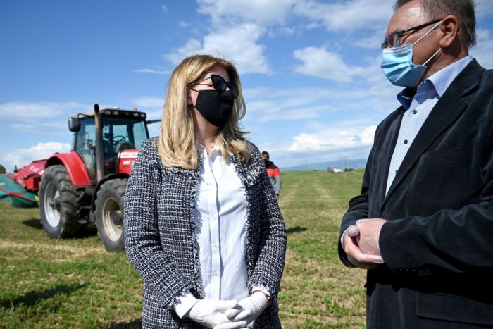 Ilustračný obrázok k článku Prezidentka Čaputová navštívila Michalovsý okres, témou bol vážny problém sucha
