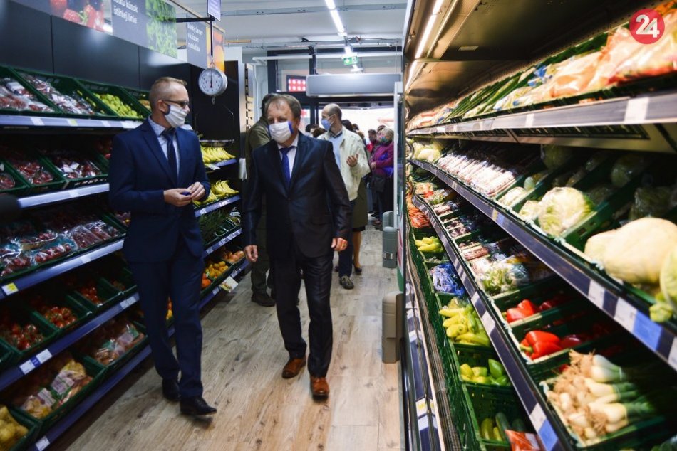 Ilustračný obrázok k článku Známy reťazec rozširuje pôsobnosť v kraji: Tesco otvorilo nový supermarket priamo v centre