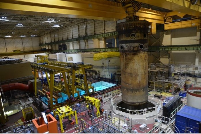 Ilustračný obrázok k článku V bohunickej jadrovej elektrárni prepravili gigantickú súčasť reaktora