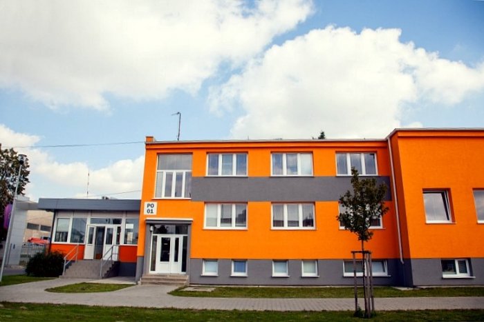 Ilustračný obrázok k článku Trnavská radnica zrekonštruovala kancelárske priestory, ponúka ich na prenájom