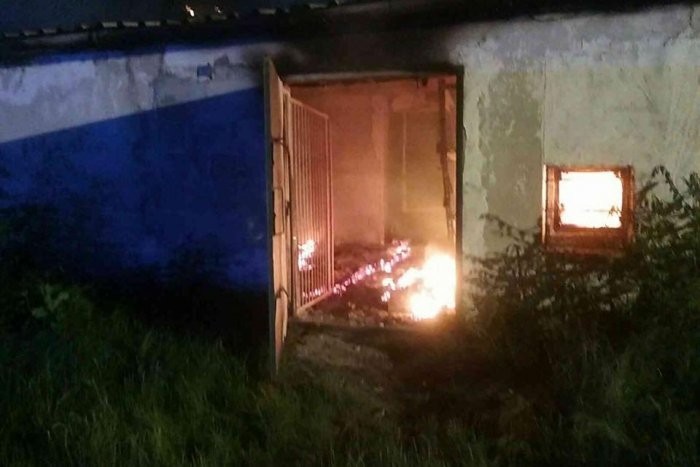 Ilustračný obrázok k článku Veľký požiar blízko Bratislavy. Hasiči viac ako štyri hodiny bojujú s ohňom