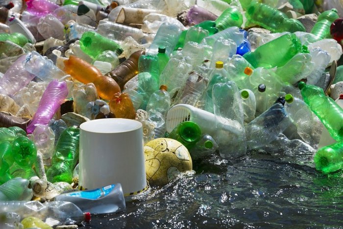 Ilustračný obrázok k článku V Revúcej neprebehol zvoz plastov: Poznáme dôvod
