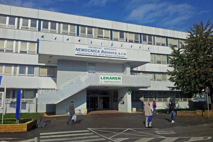 Ilustračný obrázok k článku Nemocnica v Bánovciach povolila návštevy pacientov: Treba dodržať pravidlá a čas