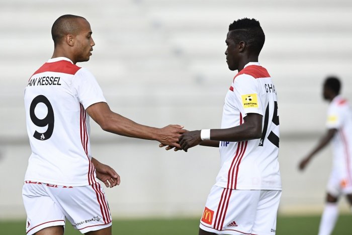 Ilustračný obrázok k článku Jeden krajší ako druhý: Rozhodli 3 ďalekonosné strely trenčianskeho AS