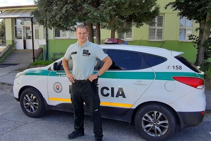 Ilustračný obrázok k článku Pozrite sa na tie svaly! Policajt Ivan sa úspešne venuje bojovému umeniu