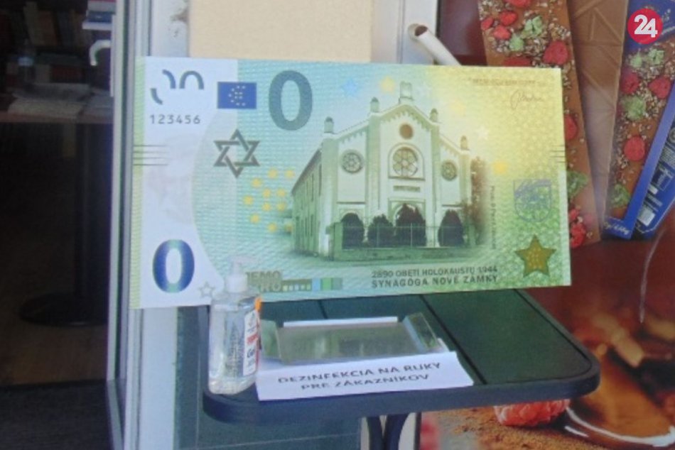 Ilustračný obrázok k článku Uviedli parádny suvenír: Novozámocká synagóga je motívom novej bankovky, FOTO
