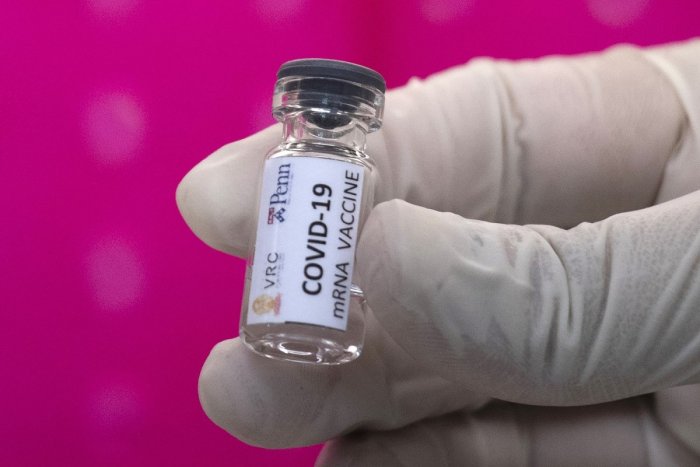 Ilustračný obrázok k článku AstraZeneca obnovila testovanie vakcíny proti ochoreniu COVID-19