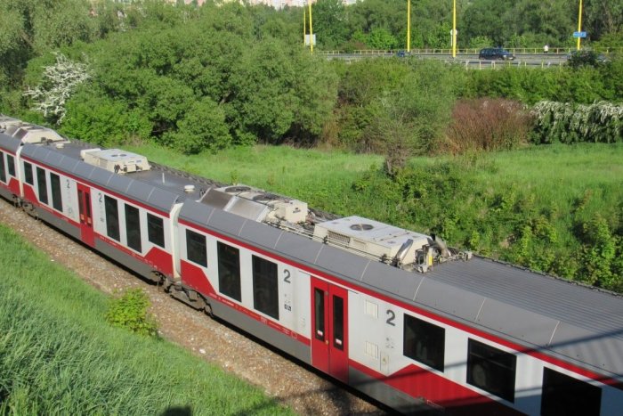 Ilustračný obrázok k článku Výluka na železničnej trati pri Prešove: Cestujúci sa pripravia na náhradnú dopravu