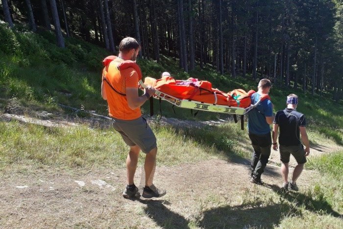 Ilustračný obrázok k článku Turisti v Nízkych Tatrách potrebovali pomoc: V akcii boli záchranári aj vrtuľník