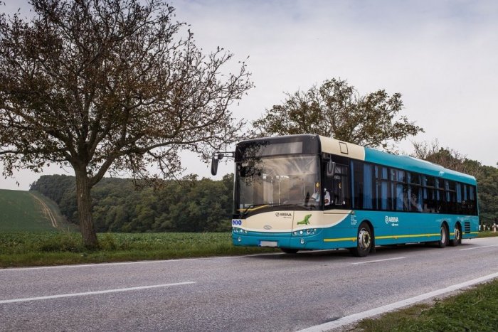 Ilustračný obrázok k článku Cestujúci autobusmi môžu ušetriť: Stačí im k tomu čipová karta