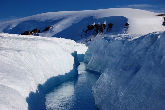 Ilustračný obrázok k článku Najväčší ľadovec na svete sa pohol prvýkrát po 30. rokoch: Je trikrát väčší ako New York