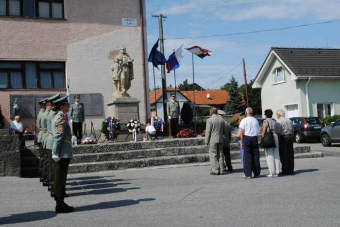 Ilustračný obrázok k článku Partizánske obce opäť lákajú: Zlatno a Skýcov spojí tradičný turistický pochod