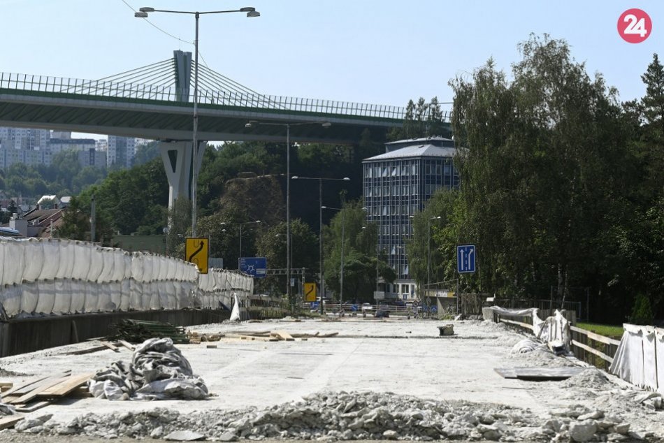 Ilustračný obrázok k článku Dočkáme sa opravy Orlovského mosta? Na svete je v poradí už štvrtý TERMÍN