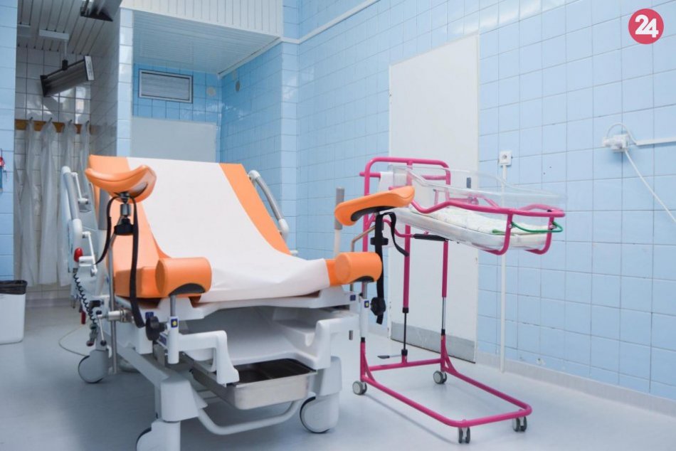 Ilustračný obrázok k článku Nemocnica v Trnave pre koronu zrušila pravidelné prehliadky pôrodnice