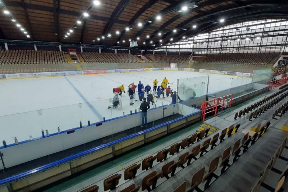 Ilustračný obrázok k článku Dobrá správa pre športovcov v Humennom: Športovú halu a zimný štadión opäť otvoria