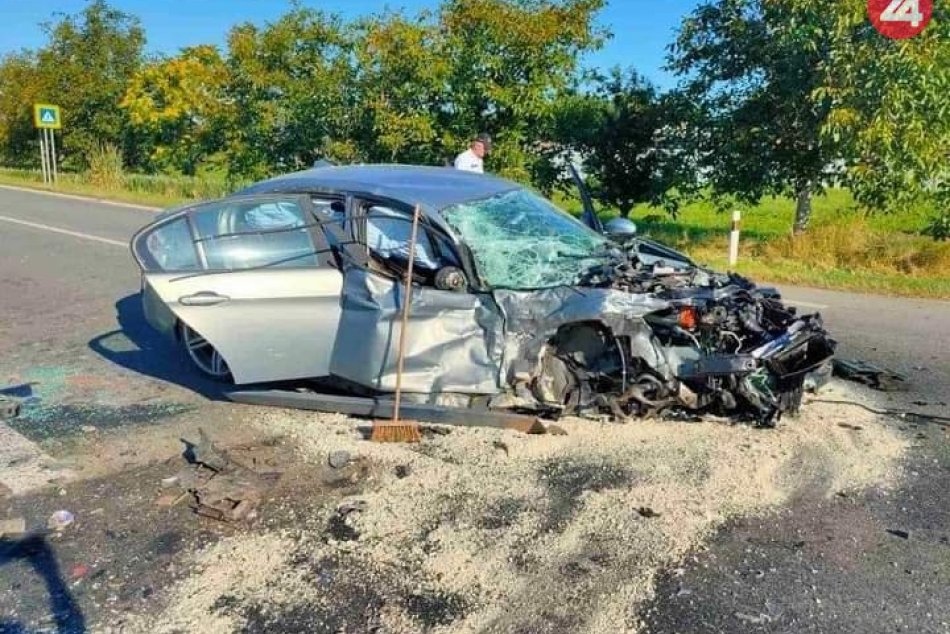 Ilustračný obrázok k článku Vážna nehoda na východe. Predbiehací manéver sa takmer skončil tragicky, FOTO