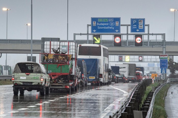 Ilustračný obrázok k článku Otvoria ďalší hraničný priechod s Maďarskom. Koho vpustia do krajiny?