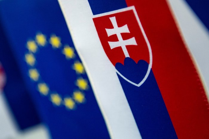 Ilustračný obrázok k článku Najnovší PRIESKUM odhalil pravdu: Až 70 % Slovákov si myslí, že členstvo v EÚ je výhodné
