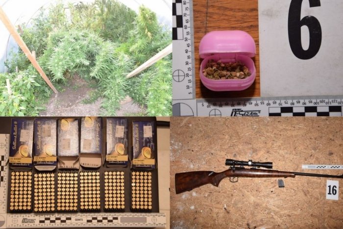 Ilustračný obrázok k článku Polícii sa podaril poriadny úlovok: Pri domovej prehliadke narazili na drogy aj zbrane