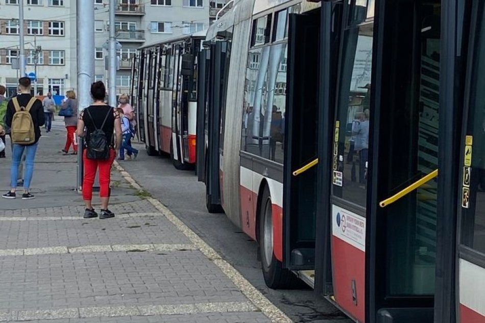 Ilustračný obrázok k článku Dôležité INFO pre cestujúcich bystrickou MHD: Trolejbusy nebudú premávať cez 3 zastávky