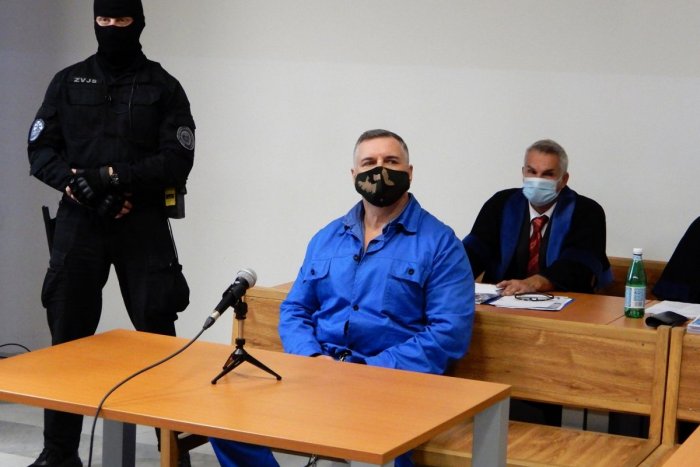 Ilustračný obrázok k článku Rusko mal žiadať Černáka o vraždu Volzovej: Miki sa smial a povedal, že také veci nerobí