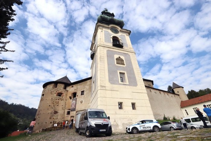 Ilustračný obrázok k článku Dážď sa vyzúril na Starom zámku: Múzeum museli zatvoriť