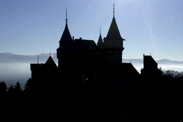 Ilustračný obrázok k článku Letná sezóna na Bojnickom zámku: Hlásia dramatický prepad návštevnosti