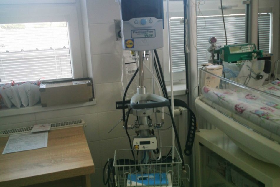 Ilustračný obrázok k článku Život zachraňujúci dar vo zvolenskej nemocnici: Pomáhajú 2 nové prístroje, FOTO